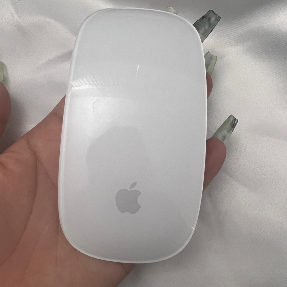 Apple Magic Mouse - Picture 3 of 3